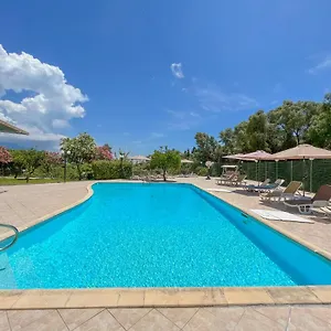 Amazona And Aparthotel